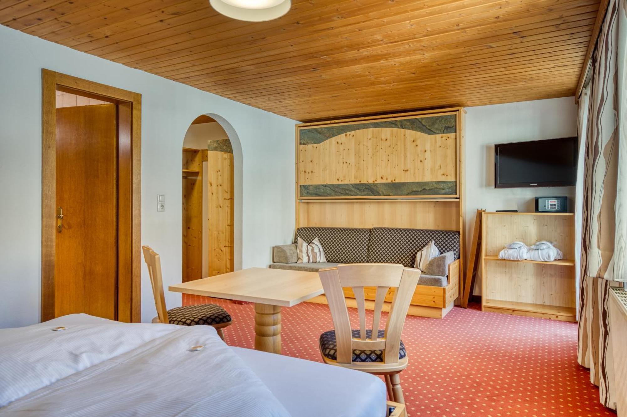 Hotel Klausnerhof Tux Ngoại thất bức ảnh